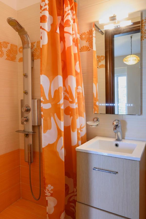 Ideal Forest Room Athen Exterior foto